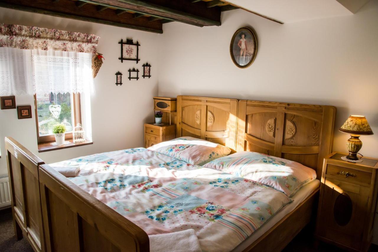 Penzion U Jindry Železnice Exteriör bild